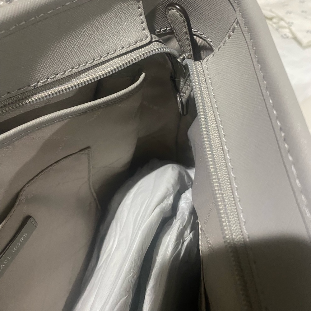 Michael Kors Gray Structured Leather Tote - Picture 4 of 7